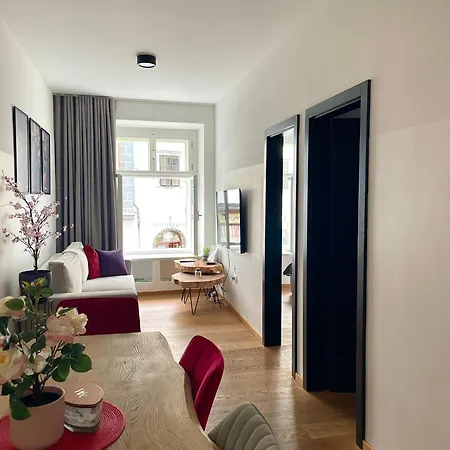 Khan 2 Apartment