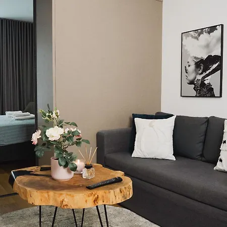 Khan 2 Apartment Ljubljana